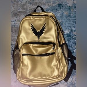 This is a Maverick backpack, Logan Pauls merch.